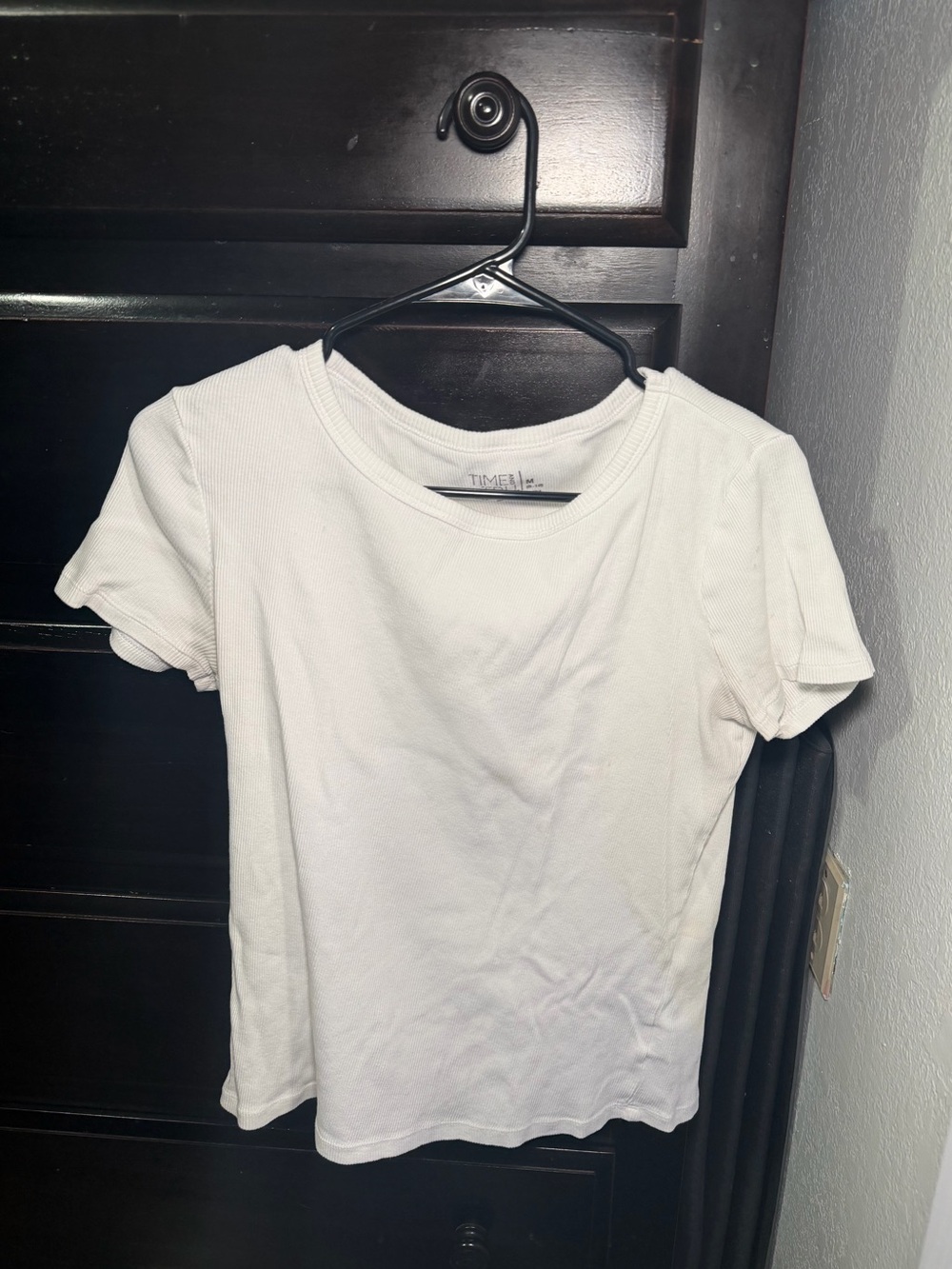 Time and tru Plain White T shirt M